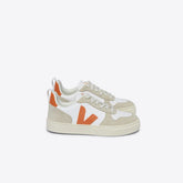 V-10 LEATHER WHITE FURY ALMOND
