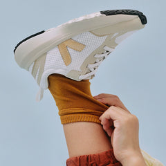 CANARY ELASTIC LACES ALVEOMESH WHITE PLATINE