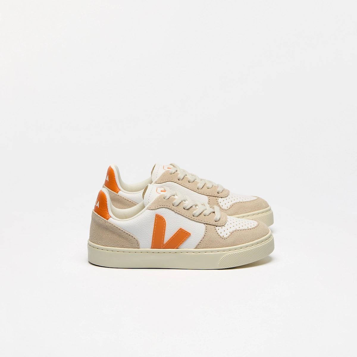 V-10 LEATHER WHITE FURY ALMOND