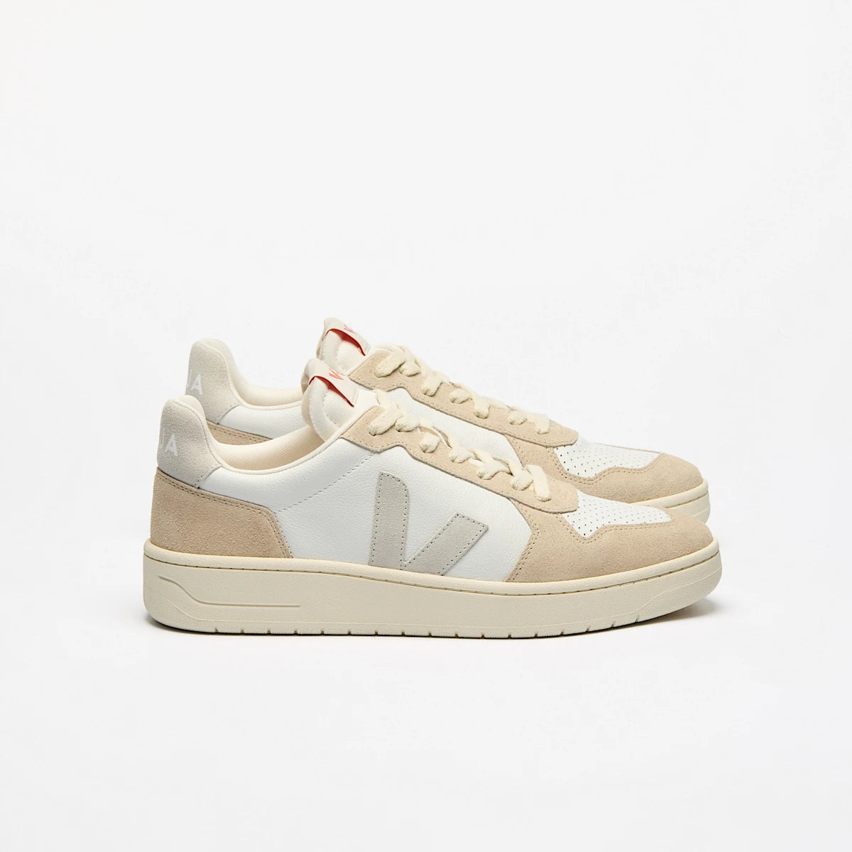 V-82 LEATHER WHITE  NATURAL ALMOND