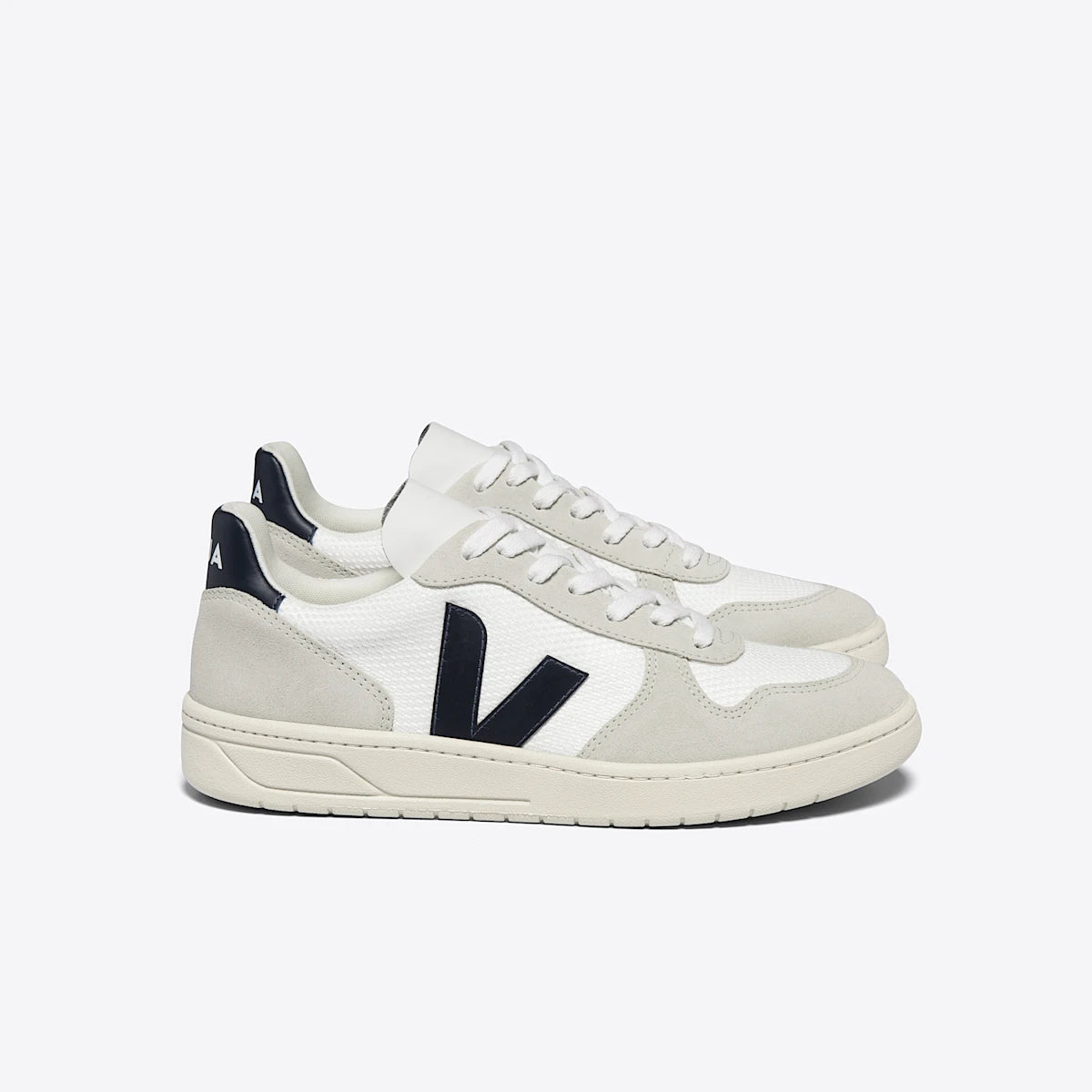 V-10 B-MESH WHITE NAUTICO